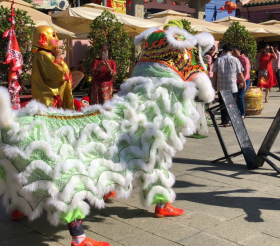 Giá Thuê Múa Lân Trảng Bom Bao Nhiêu?