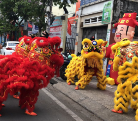 Thuê Múa Lân Cát Lái Có Bao Gồm Trống Hội Không?