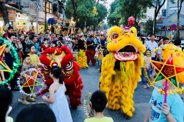 Tổ Chức Sự Kiện Trung Thu Với Nhiều Hoạt Động Sôi Động