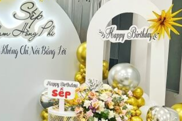 Thiết kế background sinh nhật sang trọng chuẩn studio chuẩn WOW