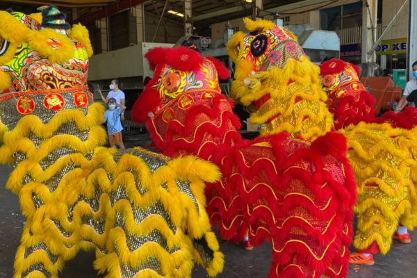 Chi Phí Thuê Múa Lân Tăng Nhơn Phú Bao Nhiêu?