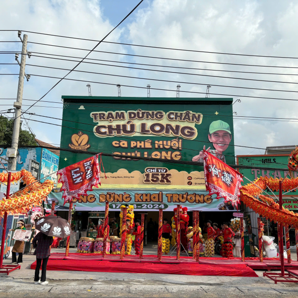 Dự án múa lân khai trương Cà phê Muối Chú Long – Sự kiện rực rỡ tại Đồng Nai