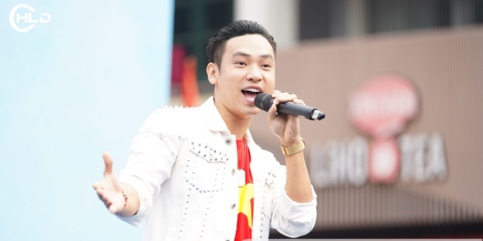 Giá Thuê Ca Sĩ Chuyên Nghiệp Cho Chương Trình Lớn