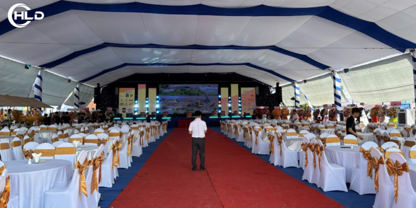 Thuê Bạt Sự Kiện Che Nắng Che Mưa Cho Event