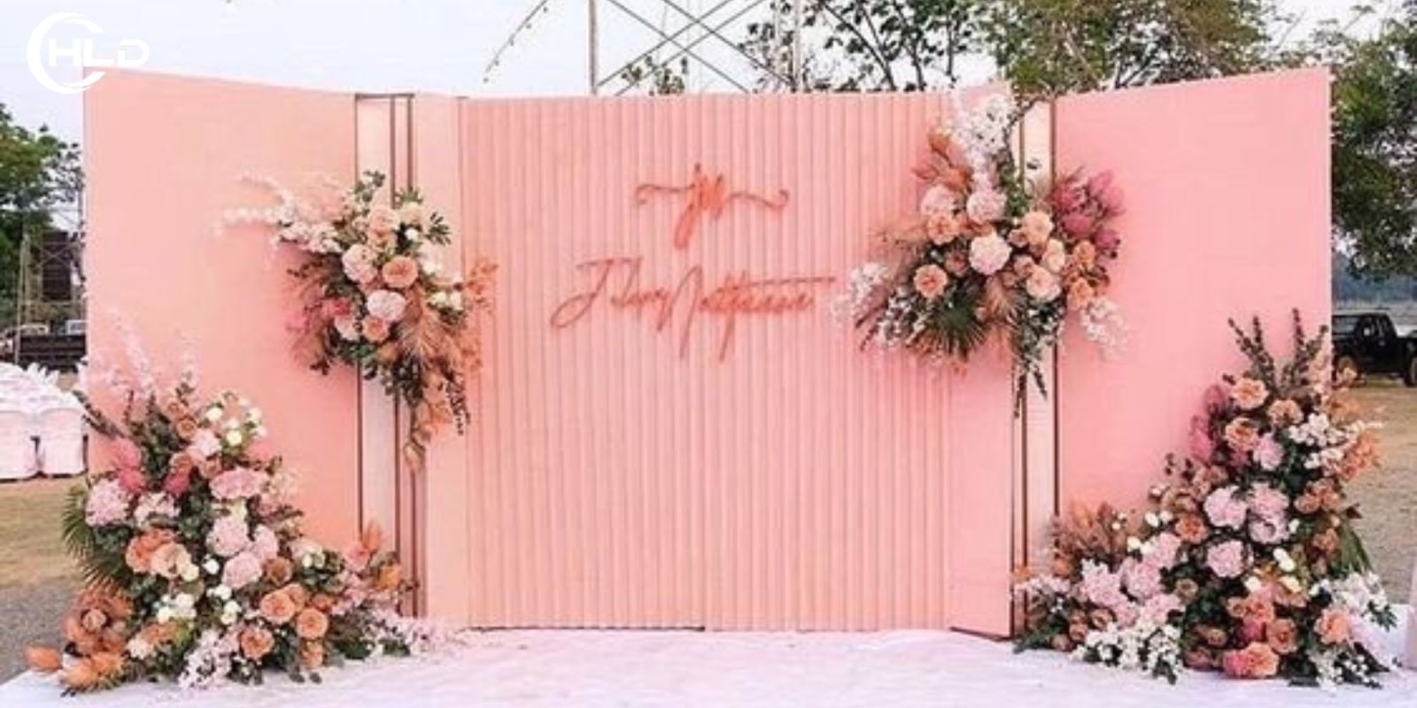 Hoa trang trí đám cưới cao cấp tone pastel sang trọng tinh tế từng chi tiết