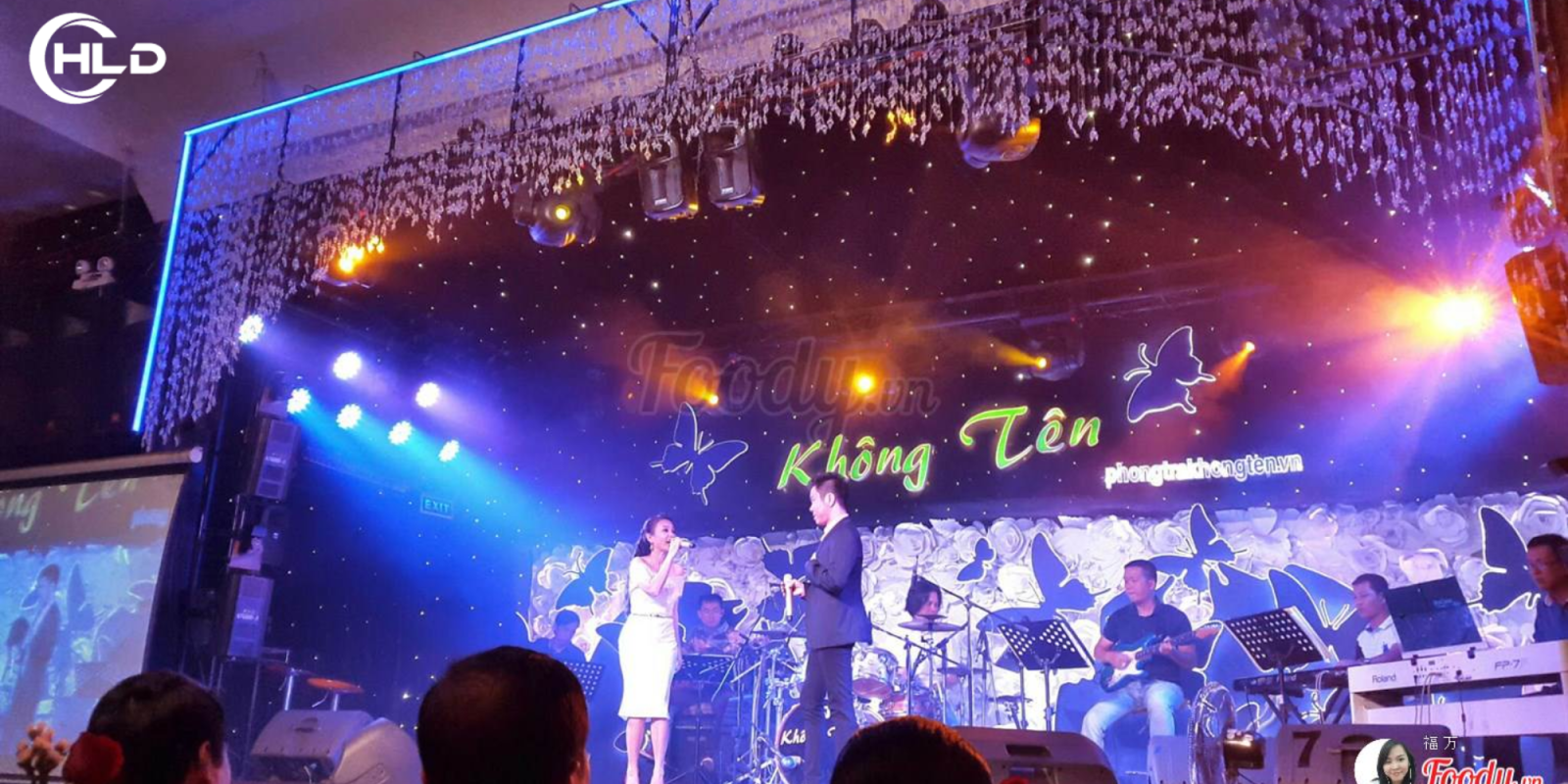 Thuê Ca Sĩ Hát Phòng Trà Theo Phong Cách Riêng