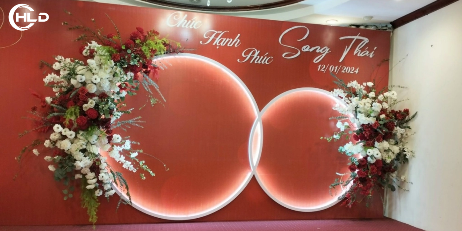 Thi Công Backdrop Cưới Thiết Kế Trang Trí Lễ Cưới Ấn Tượng