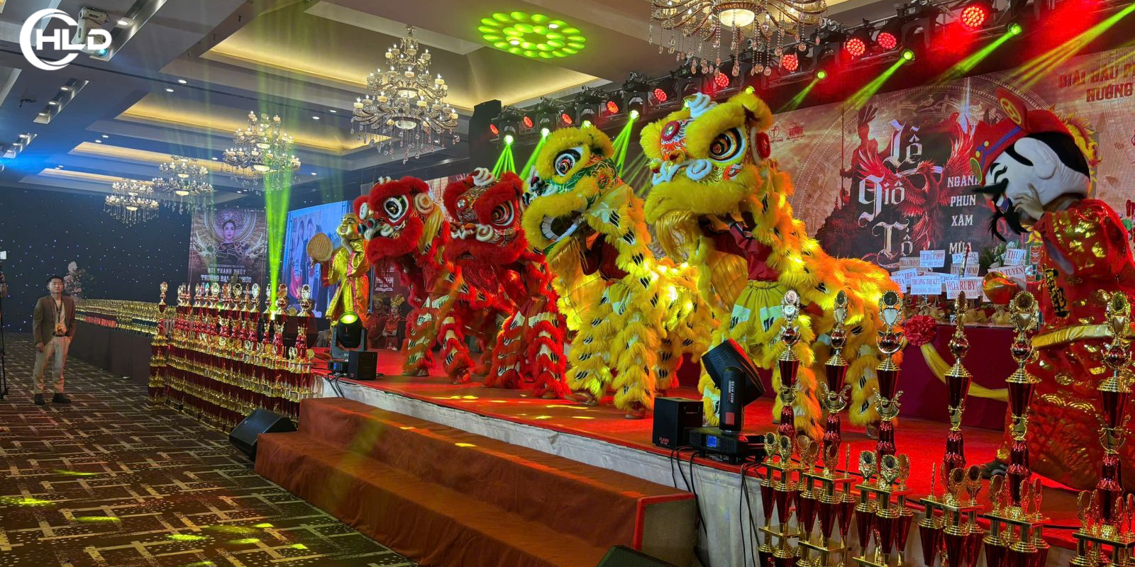 Giá Dịch Vụ Múa Lân Tam Bình