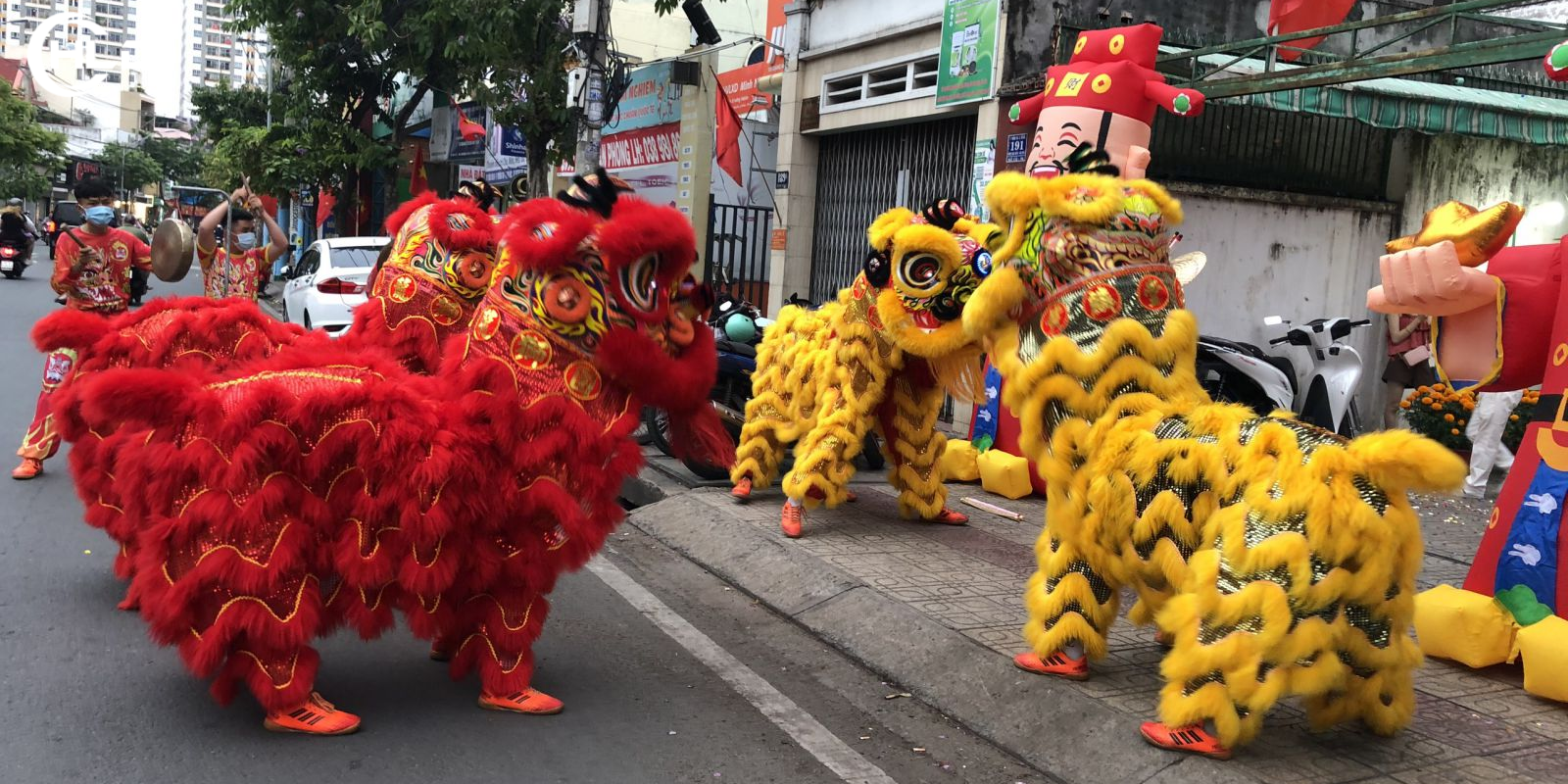 Giá Thuê Múa Lân Trấn Biên