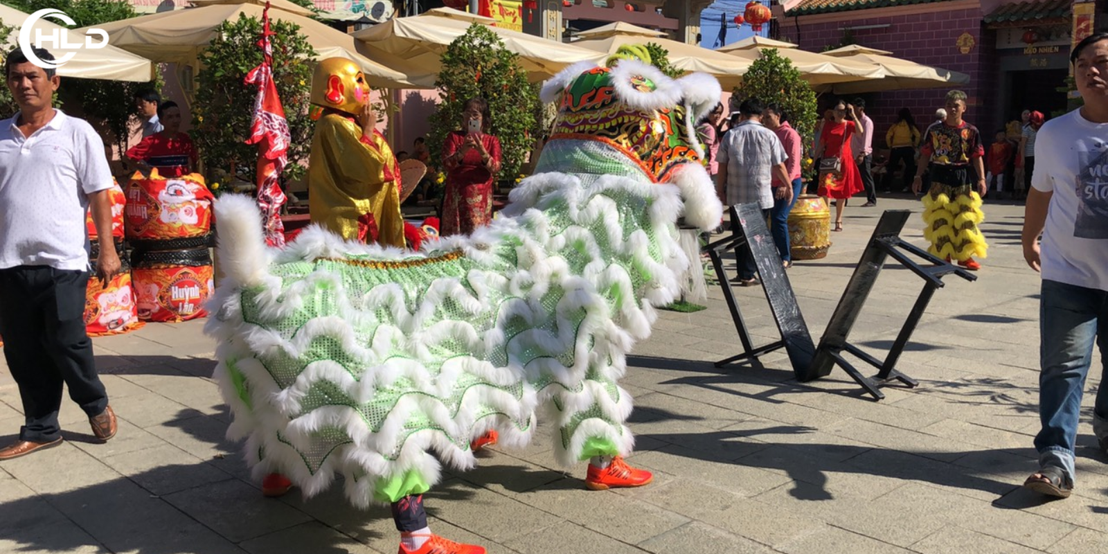Giá Thuê Múa Lân Trảng Bom