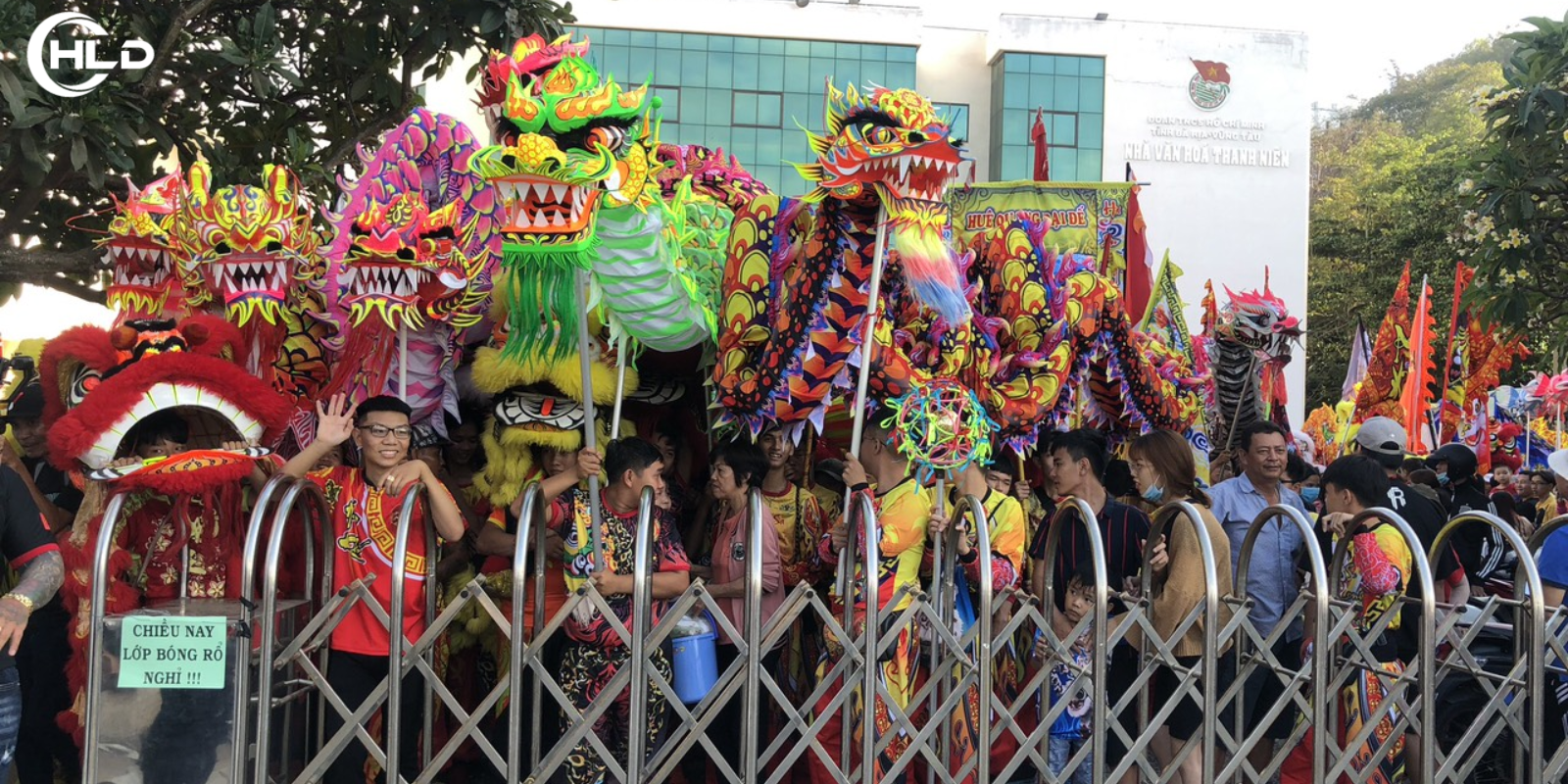 Giá Thuê Múa Lân Trảng Bom